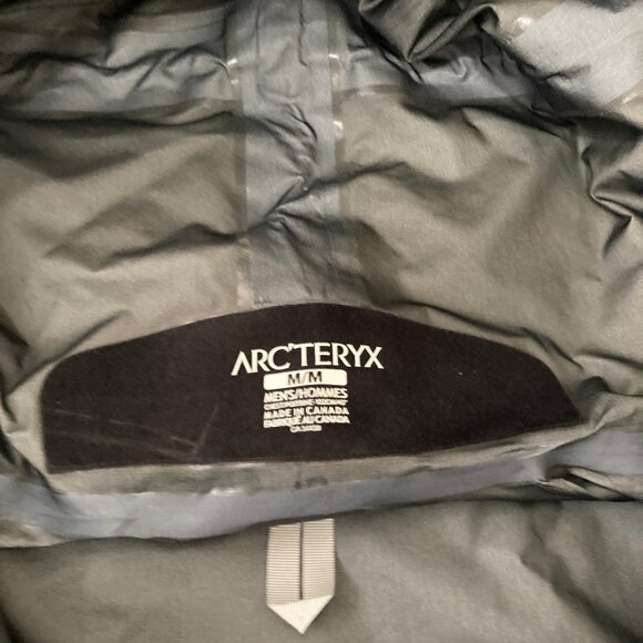 Arc teryx Alpha LT Gore-Tex Pro Jacket - Picture 4 of 11